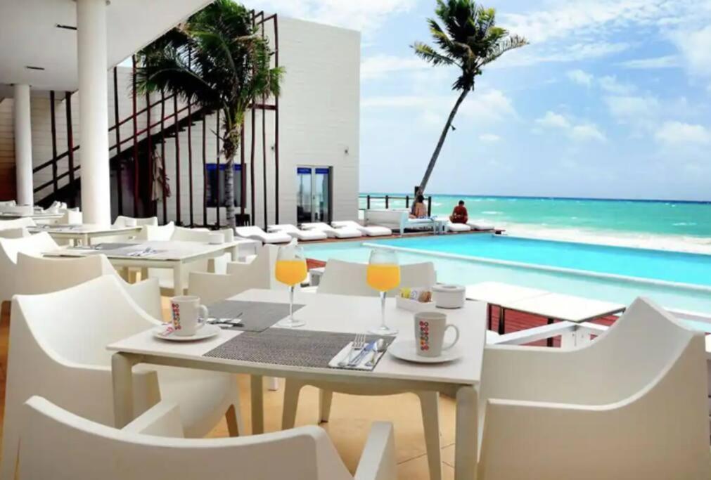 Mareazul Beachfront Apartment 2Br Private Pool Casa Ancora Плая-дель-Кармен Экстерьер фото